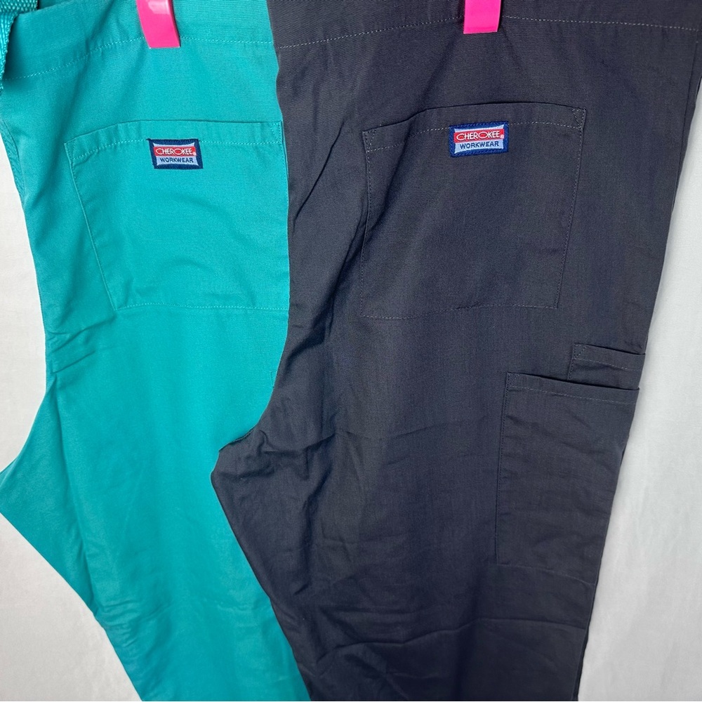 Cherokee Workwear Women’s Scrub Pants – Gray & Teal Set, Size Medium 👩‍⚕️🌿✨